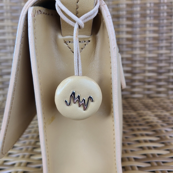 Monsac Original Handbag Purse Shoulder Bag Beige Genuine Leather - Picture 11 of 16